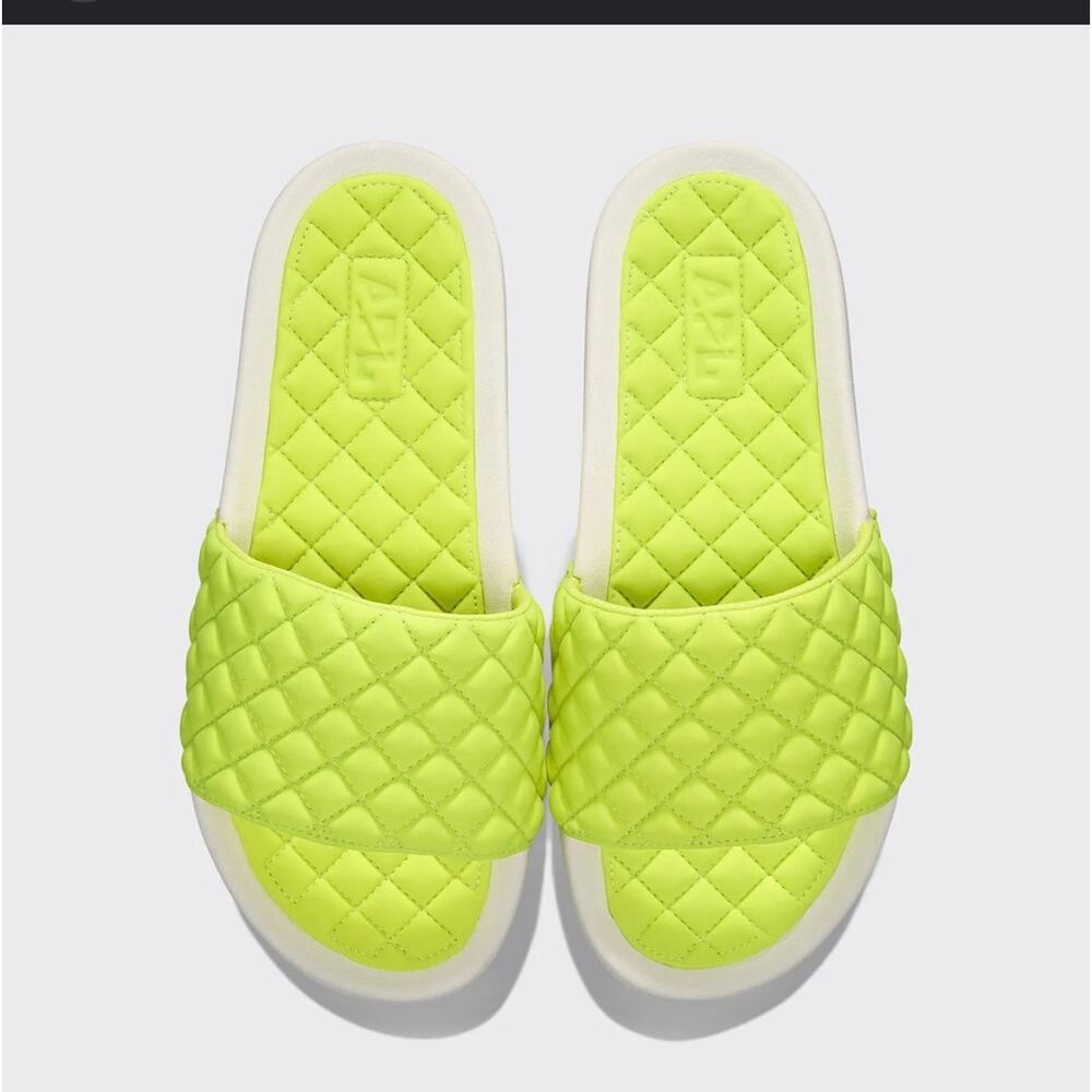 New Women’s APL  Lusso leather slides energy pristine size 6